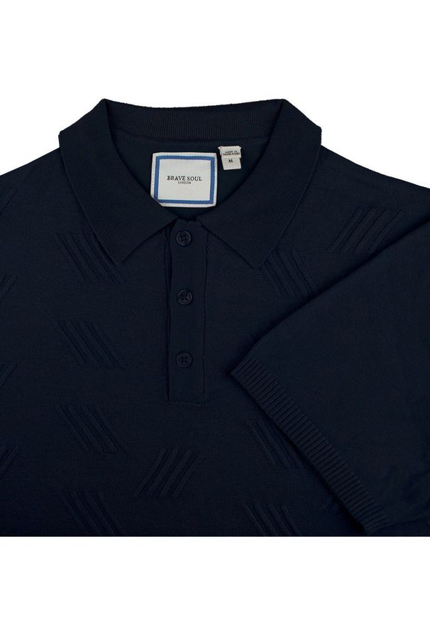 Męska Koszulka Polo z Dzianiny - Brave Soul - Granat. Okazja: na co dzień. Typ kołnierza: polo. Kolor: niebieski. Materiał: poliamid, wiskoza. Sezon: lato, wiosna. Styl: casual