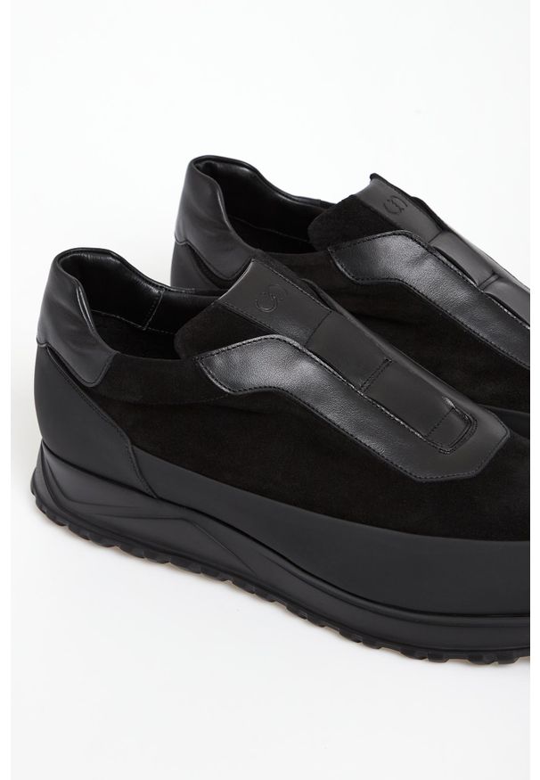 Sneakersy męskie skórzane CESARE CASADEI. Materiał: skóra