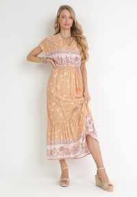 Born2be - Pomarańczowo-Różowa Bawełniana Sukienka Maxi z Gumką w Talii i Cienkim Paskiem z Chwostami Kenadi. Kolor: pomarańczowy. Materiał: bawełna. Długość rękawa: krótki rękaw. Sezon: wiosna, lato. Typ sukienki: rozkloszowane. Długość: maxi #3
