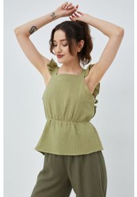 Vero Moda bluzka bawełniana damska kolor zielony gładka. Okazja: na co dzień. Kolor: zielony. Materiał: bawełna. Wzór: gładki. Styl: casual