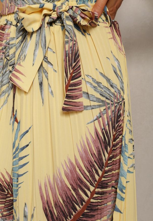 Renee - Żółte Plisowane Spodnie z Szerokimi Nogawkami High Waist z Gumką w Talii Alfia. Okazja: na co dzień. Stan: podwyższony. Kolor: żółty. Materiał: bawełna. Styl: elegancki, casual