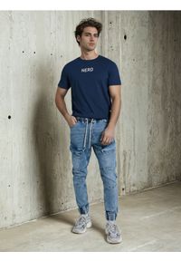 Sinsay - Spodnie jogger slim fit - granatowy. Kolor: niebieski #1