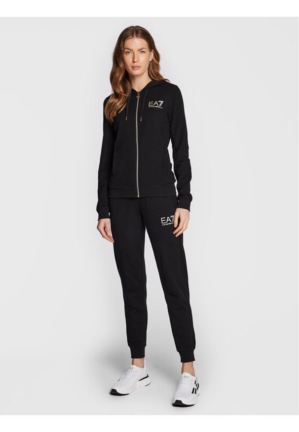 Dres EA7 Emporio Armani. Kolor: czarny. Materiał: dresówka