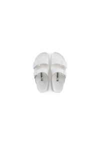 Klapki damskie Birkenstock Arizona Eva. Kolor: biały. Materiał: materiał
