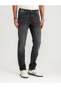 Mustang - MUSTANG VEGAS SLIM MĘSKIE SPODNIE JEANSOWE JEANSY DŻINSY DENIM BLACK 1015044 4000 883. Okazja: na co dzień. Długość: długie. Styl: elegancki, casual, klasyczny