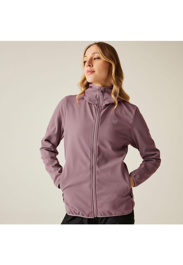 DARE 2B - Damski mrożony wodoodporny, oddychający, wiatroszczelny softshell. Kolor: fioletowy. Materiał: softshell. Sport: turystyka piesza