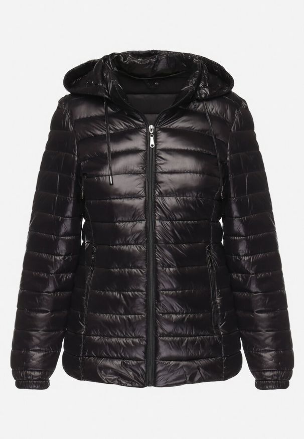 Born2be - Czarna Kurtka Pikowana z Odpinanym Katurem Rilevama. Kolor: czarny. Styl: elegancki