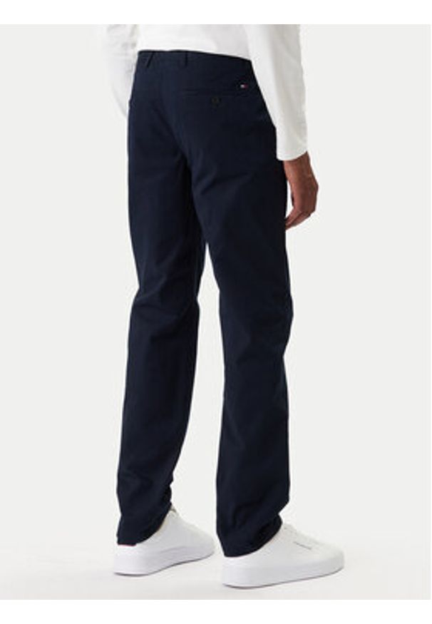 TOMMY HILFIGER - Tommy Hilfiger Chinosy Denton Essential MW0MW40262 Granatowy Straight Fit. Kolor: niebieski. Materiał: bawełna