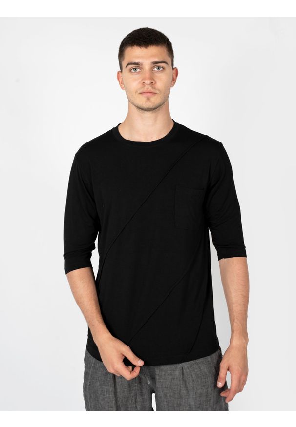 La Haine Inside Us T-shirt | 3M LM152 | Mężczyzna | Czarny. Okazja: na co dzień. Kolor: czarny. Materiał: elastan. Styl: klasyczny, casual