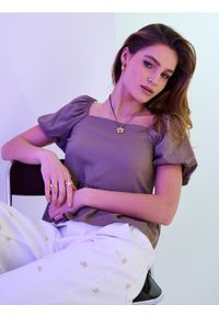 Sinsay - Koszulowa bluzka z wiskozą i domieszką lnu - brązowy. Kolor: brązowy. Materiał: wiskoza, len #1