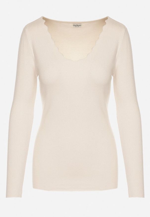 Born2be - Beżowy Dopasowany Sweter z Nieregularnym Dekoltem w Serek Fenarela. Okazja: na co dzień, do pracy, na spotkanie biznesowe. Typ kołnierza: dekolt w serek. Kolor: beżowy. Materiał: jeans. Styl: biznesowy, casual