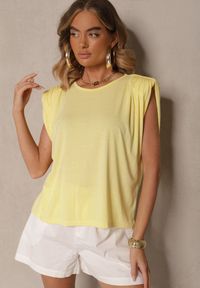 Renee - Żółta Bluzka z Wiskozy z Ozdobnymi Ramionami Mavienne. Okazja: na co dzień. Kolor: żółty. Materiał: wiskoza. Styl: klasyczny, casual, elegancki #4