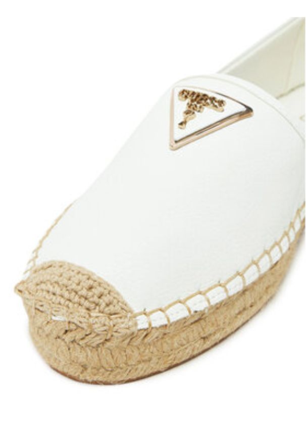 Guess Espadryle FLJLND LEA14 Biały. Kolor: biały. Materiał: skóra