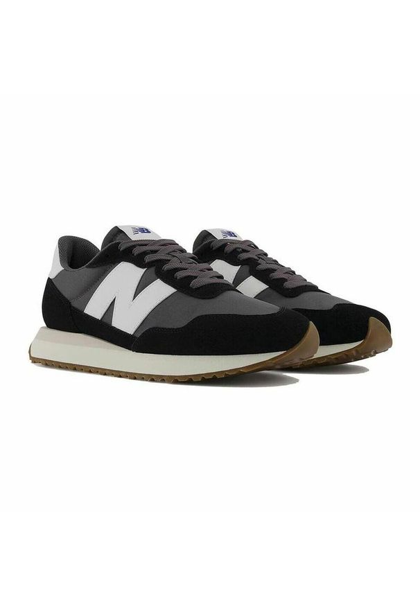 Obuwie Sportowe Męskie New Balance 237 M Mężczyzna. Kolor: wielokolorowy, czarny. Materiał: tkanina, materiał, skóra, syntetyk