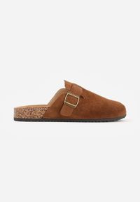 Born2be - Brązowe Klapki w Stylu Chodaków na Korkowej Podeszwie z Klamrą Saleilla. Okazja: na co dzień. Kolor: brązowy. Materiał: jeans. Sezon: lato. Styl: klasyczny, casual #1