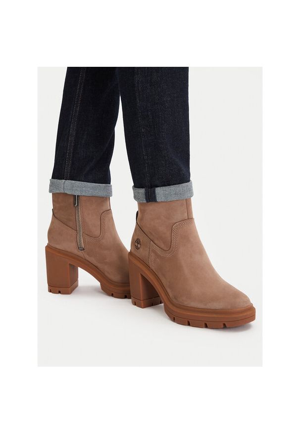 Botki Timberland. Kolor: beżowy