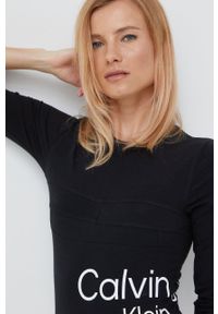 Calvin Klein Jeans body J20J219130.9BYY damskie kolor czarny. Kolor: czarny. Długość: krótkie. Wzór: nadruk #3