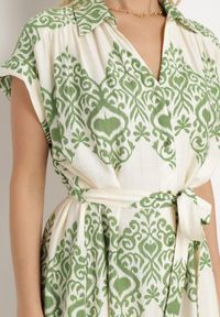 Born2be - Zielono-Beżowa Taliowana Sukienka Boho z Wiskozą Wiązana w Talii Paskiem Losofia. Okazja: na co dzień. Typ kołnierza: dekolt w kształcie V. Kolor: zielony. Materiał: wiskoza. Długość rękawa: krótki rękaw. Wzór: aplikacja. Sezon: lato. Styl: boho #4