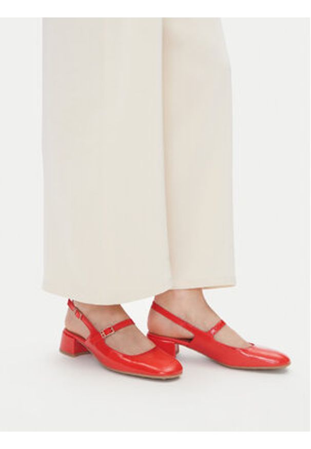 Hispanitas Czółenka Oporto HV253818 Czerwony. Kolor: czerwony. Materiał: skóra