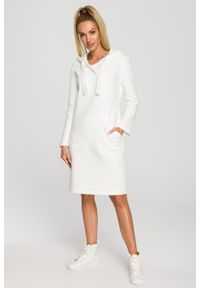 Sukienki.shop - Sukienka sportowa jak długa bluza z kapturem ecru bawełna premium. Okazja: na co dzień, na spacer. Typ kołnierza: kaptur. Materiał: bawełna. Typ sukienki: sportowe. Styl: sportowy. Długość: maxi