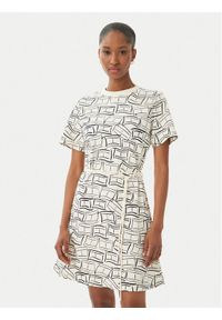 TOMMY HILFIGER - Tommy Hilfiger Sukienka codzienna WW0WW49772 Beżowy jasny Regular Fit. Okazja: na co dzień. Kolor: beżowy. Materiał: bawełna. Typ sukienki: proste. Styl: casual #1