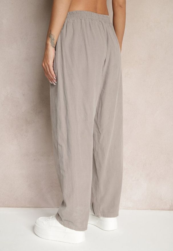 Renee - Szare Bawełniane Spodnie High Waist w Klasycznym Stylu Arivora. Okazja: na co dzień. Stan: podwyższony. Kolor: szary. Materiał: bawełna. Styl: klasyczny