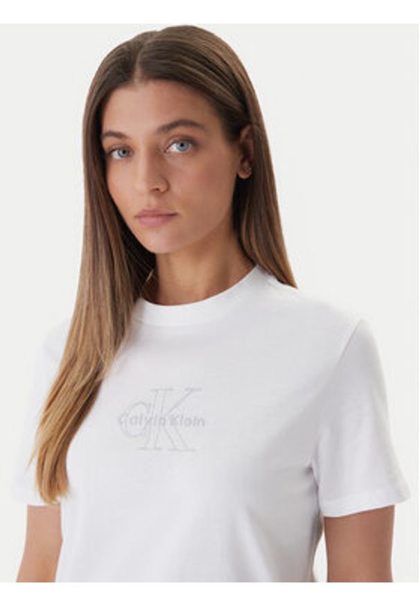 Calvin Klein Jeans T-Shirt LV047F831G Biały Regular Fit. Kolor: biały. Materiał: bawełna