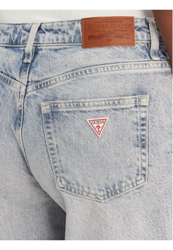 Guess Jeans Jeansy W6GA0D D5M57 Niebieski Straight Leg. Kolor: niebieski
