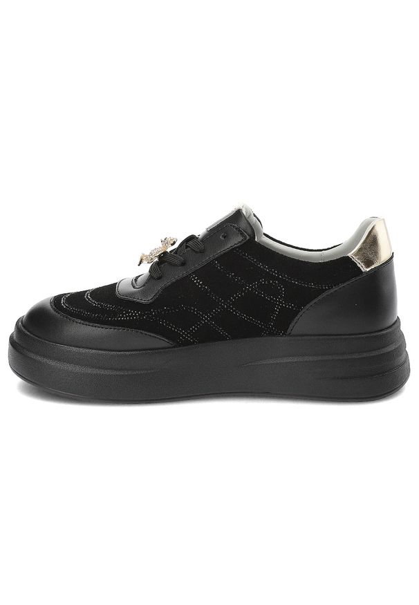 Czarne Sneakersy Artiker Modne Obuwie Damskie Z Misiem. Okazja: na co dzień. Kolor: czarny. Materiał: zamsz, skóra. Styl: klasyczny, casual
