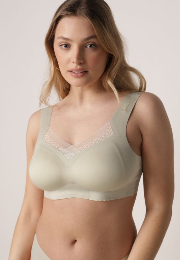 Born2be - Szary Biustonosz Sportowy z Siateczką i Usztywnionymi Miseczkami Zerirae. Kolor: szary. Materiał: dresówka. Rodzaj stanika: wyciągane miseczki