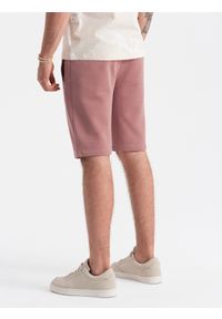 Ombre Clothing - Męskie szorty dresowe przed kolano BASIC – ciemnoróżowe V4 - Rozmiar: M. Okazja: na co dzień. Kolor: różowy. Materiał: dresówka. Styl: sportowy, casual #6