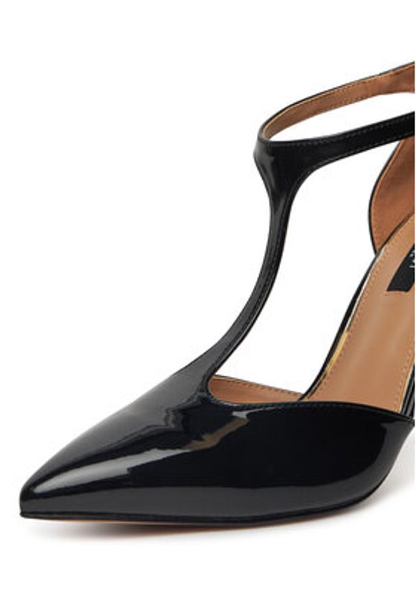 Nine West Szpilki WS21582-01 Czarny. Kolor: czarny. Materiał: materiał. Obcas: na szpilce