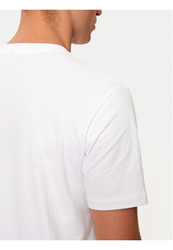 Liu Jo T-Shirt QXX017 J4819 Biały Regular Fit. Kolor: biały. Materiał: bawełna