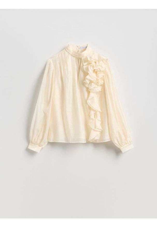 Reserved - Bluzka z aplikacją 3D - złamana biel. Materiał: tkanina. Wzór: aplikacja