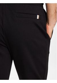 BOSS - Boss Spodnie dresowe 50485181 Czarny Regular Fit. Kolor: czarny. Materiał: bawełna #3