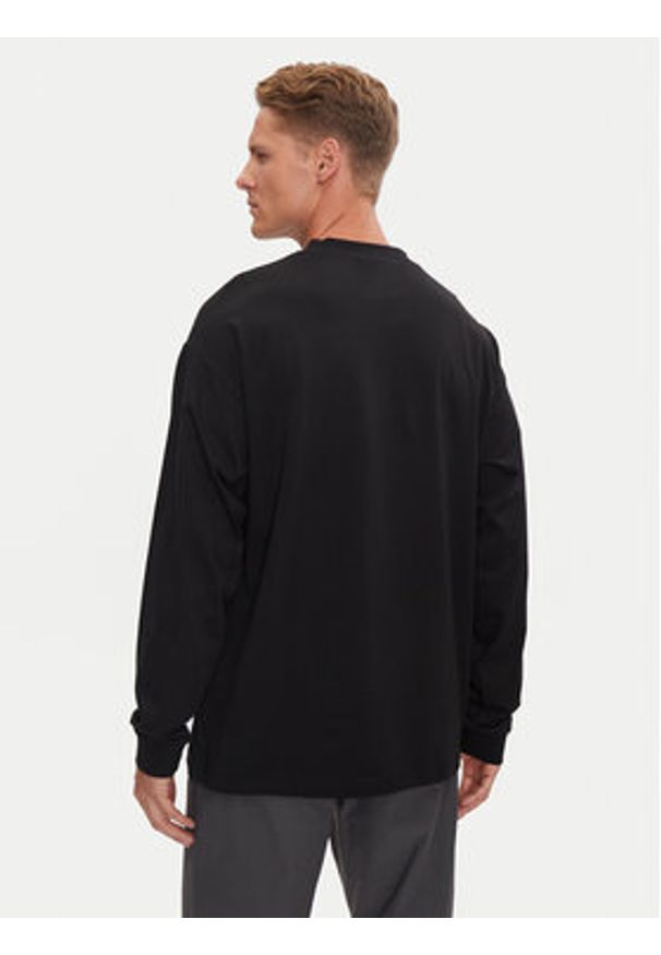 BALR. Longsleeve B1111.1061.102 Czarny Regular Fit. Kolor: czarny. Materiał: bawełna. Długość rękawa: długi rękaw