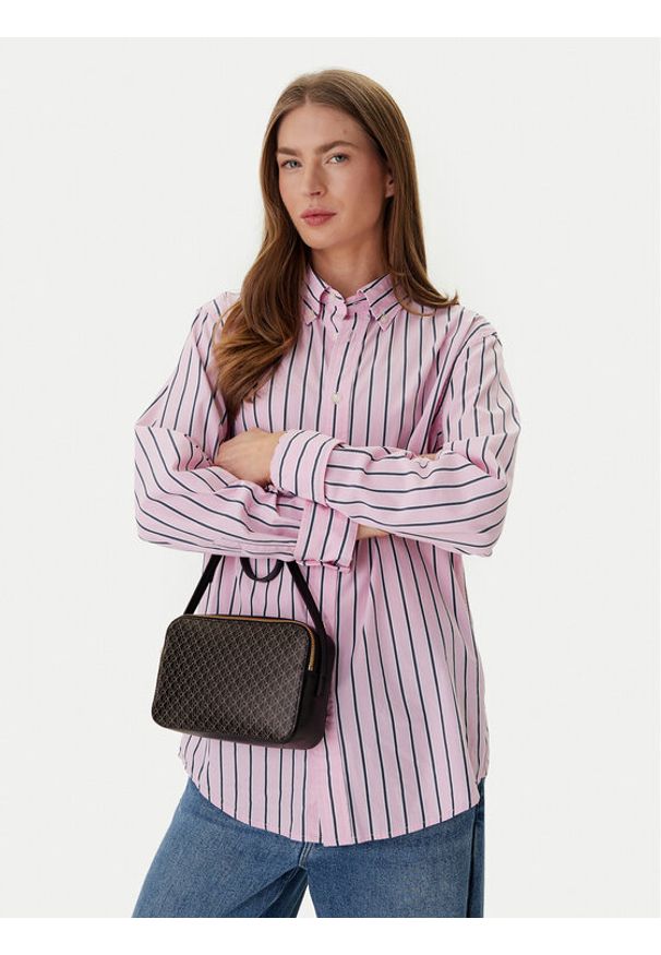 Calvin Klein Torebka Emblem Aop Elongated Camera Bag LV04F3268G Czarny. Kolor: czarny. Materiał: skórzane