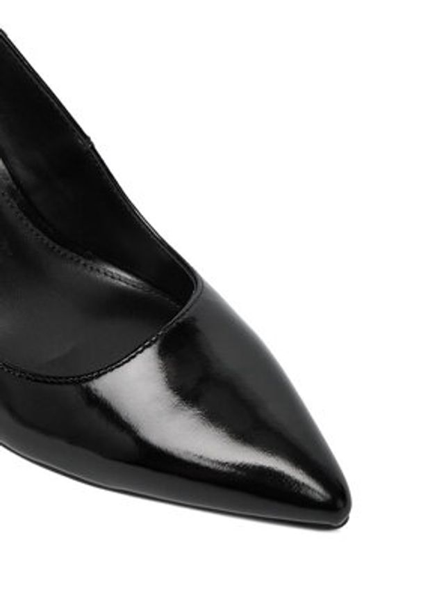Steve Madden Szpilki Secured SM11004877 Czarny. Kolor: czarny. Materiał: skóra. Obcas: na szpilce