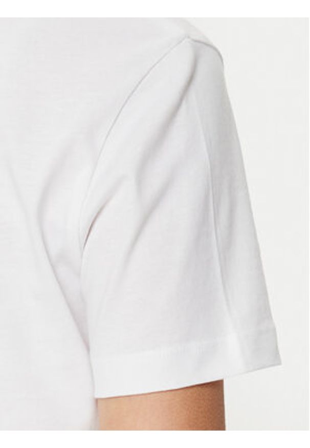 Calvin Klein Jeans T-Shirt J20J225084 Biały Regular Fit. Kolor: biały. Materiał: bawełna