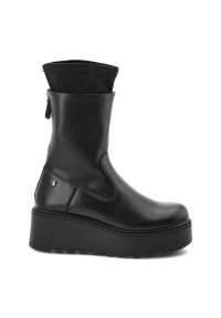 Czarne Botki Maciejka Stylowe Buty Damskie Na Platformie. Okazja: na co dzień. Kolor: czarny. Materiał: skóra. Szerokość cholewki: normalna. Obcas: na platformie. Styl: elegancki #6