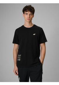 4f - 4F T-shirt regular z nadrukiem męski - czarny L. Okazja: na co dzień. Kolor: czarny. Materiał: materiał. Wzór: nadruk. Styl: casual, klasyczny #1