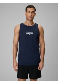 4f - 4F Koszulka bez rękawów regular z nadrukiem męska - granatowa M. Kolor: niebieski. Materiał: dzianina, bawełna. Długość rękawa: bez rękawów. Wzór: nadruk. Sezon: lato #1