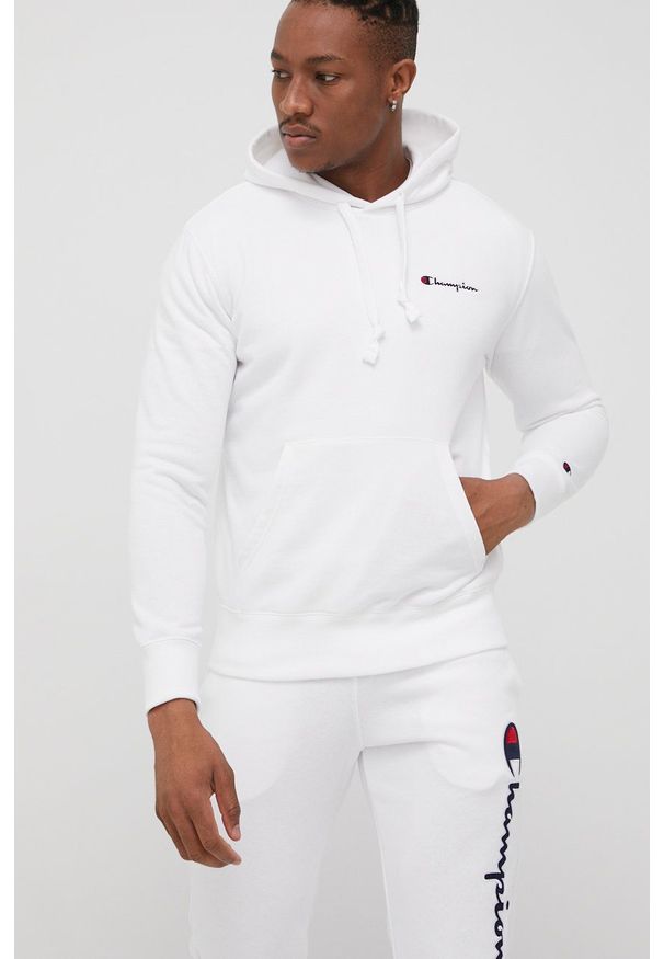 Champion bluza 217064 męska kolor biały z kapturem melanżowa. Okazja: na co dzień. Typ kołnierza: kaptur. Kolor: biały. Materiał: dzianina. Wzór: melanż. Styl: casual