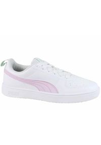 Buty do chodzenia damskie Puma Rickie Jr. Kolor: biały. Materiał: materiał, syntetyk. Sport: turystyka piesza