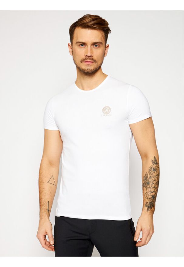 VERSACE - Versace T-Shirt Medusa AUU01005 Biały Regular Fit. Kolor: biały. Materiał: bawełna