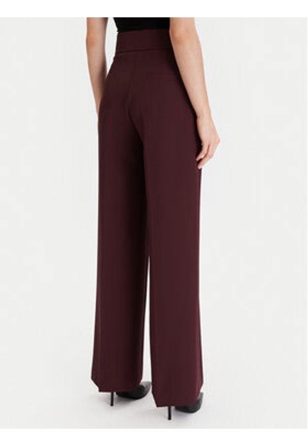 Maryley Spodnie materiałowe 25IB680/M17 Bordowy Regular Fit. Kolor: czerwony. Materiał: syntetyk