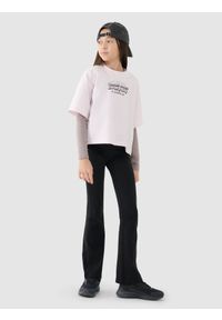 4f - 4F Crop top oversize z nadrukiem dziewczęcy - beżowy 134 (8-9 lat). Okazja: na co dzień. Kolor: beżowy. Materiał: dzianina, jersey, bawełna. Długość rękawa: krótki rękaw. Długość: krótkie. Wzór: nadruk. Sezon: lato. Styl: casual, sportowy #2