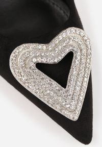 Born2be - Czarne Szpilki z Sercem z Cyrkoniami Evalyth. Okazja: na co dzień, na imprezę. Kolor: czarny. Obcas: na szpilce. Styl: elegancki, klasyczny, casual, wizytowy. Wysokość obcasa: średni #6