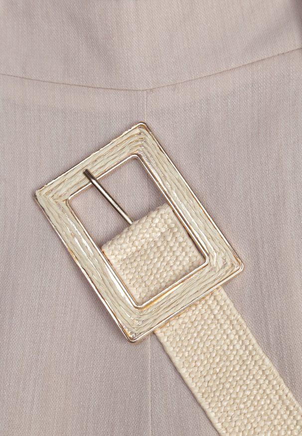 Born2be - Beżowe Spodnie z Wiskozą o Szerokim Kroju z Wysokim Stanem i Paskiem Larailure. Okazja: do pracy, na co dzień. Stan: podwyższony. Kolor: beżowy. Materiał: wiskoza. Długość: krótkie. Sezon: wiosna, lato. Styl: casual