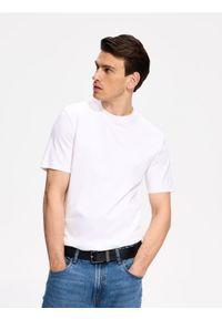 Reserved - T-shirt regular z bawełny merceryzowanej - biały. Kolor: biały. Materiał: bawełna